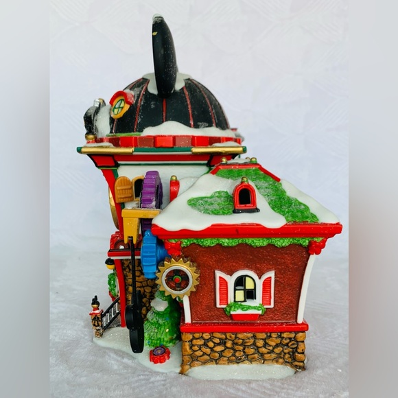 Department 56 Disney Christmas Village Mickey Mouse Watch Factory - Picture 9 of 16